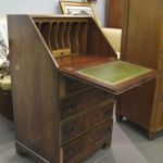 592 2188 SECRETAIRE